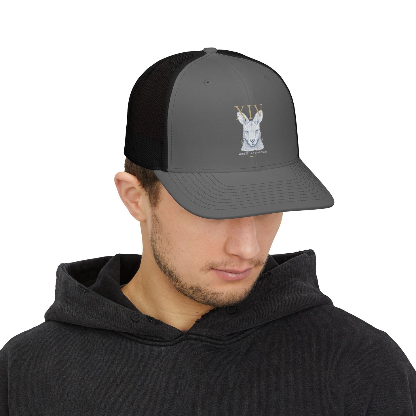 Hat: Richardson 112 (Keke)