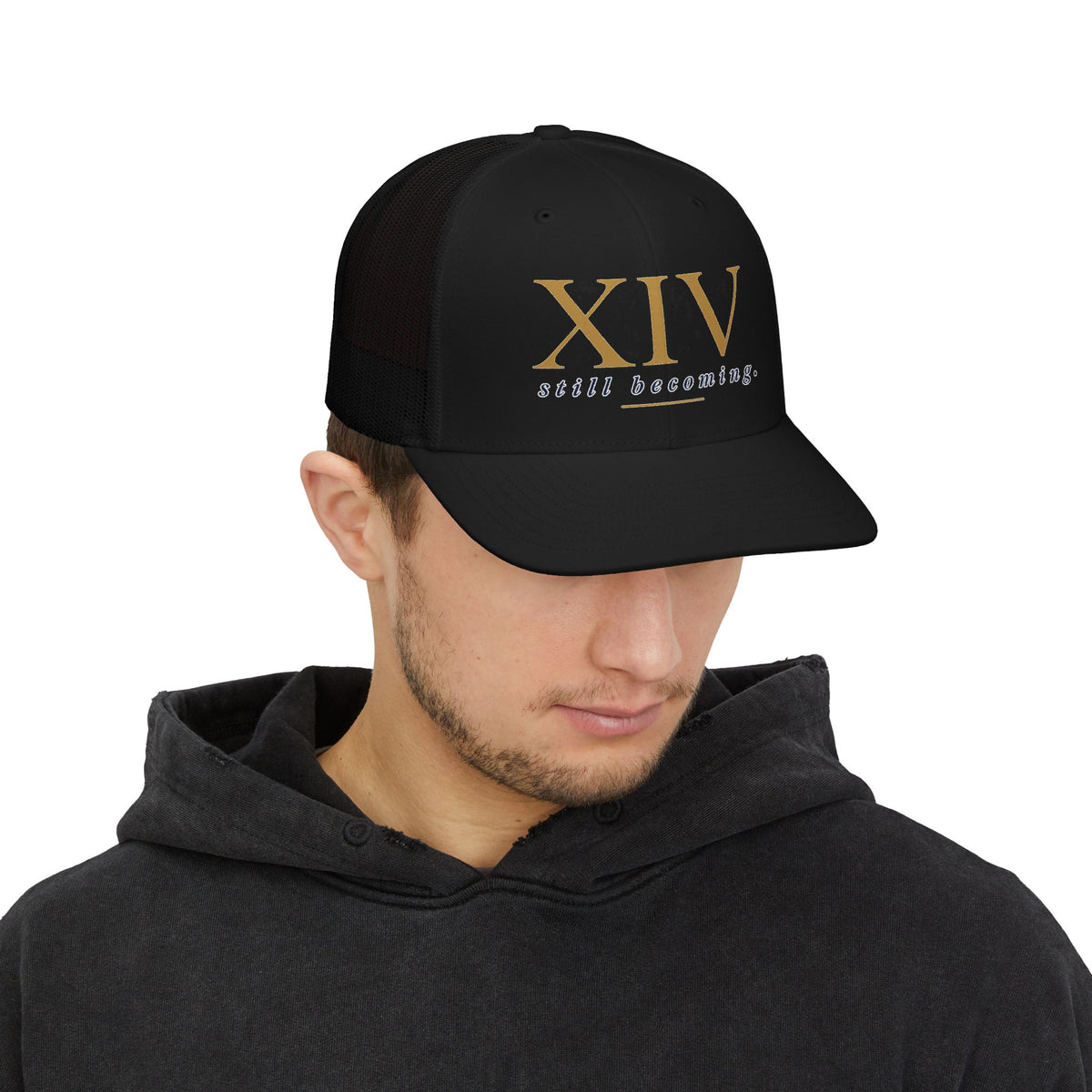 Hat: Richardson 112 (Keke)