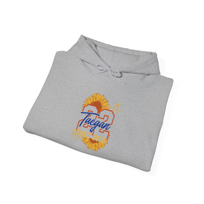 Gildan 18500 hoodie (Taegan)